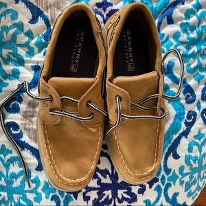 Boys sperry’s